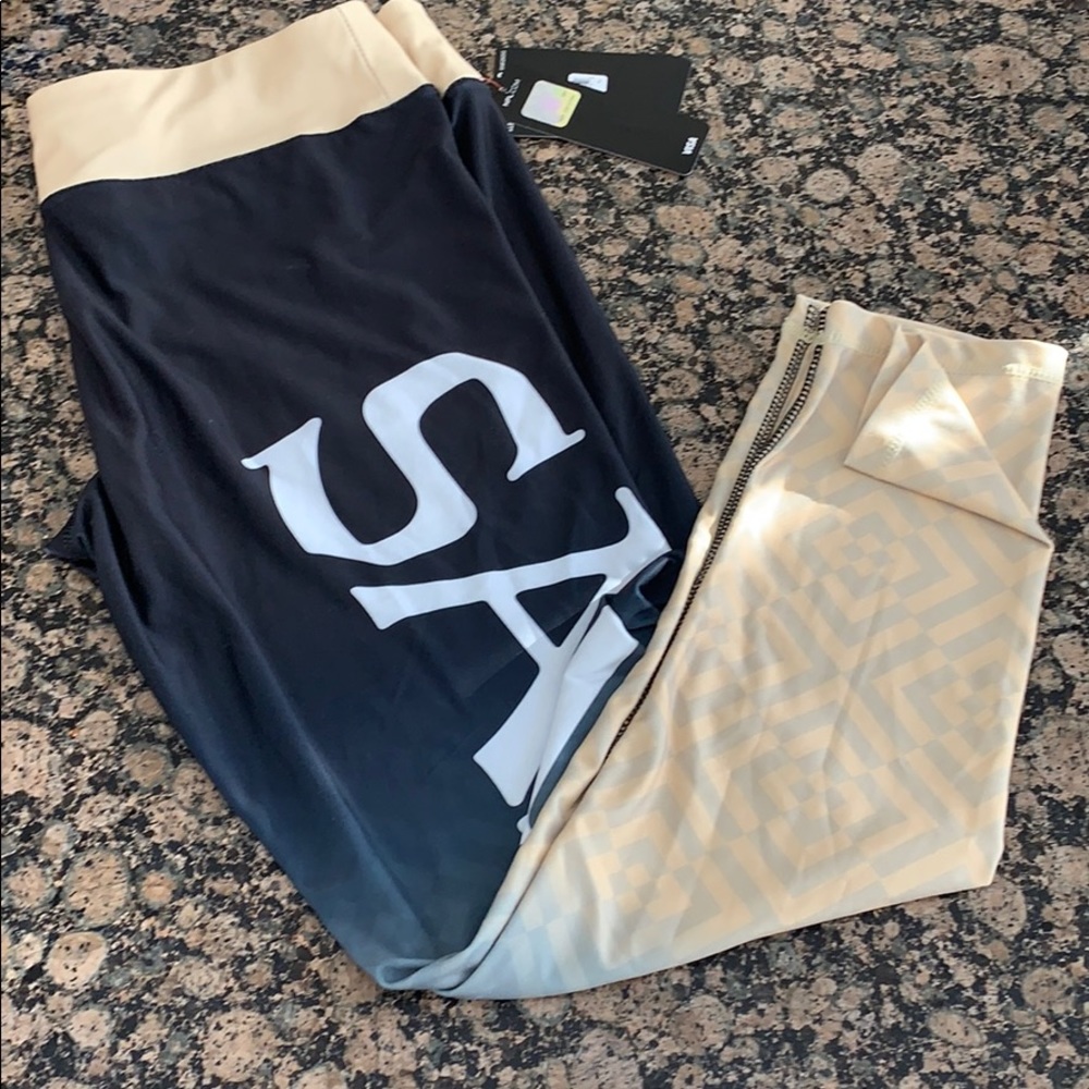 New Orlean Saints XL NFL team apparel